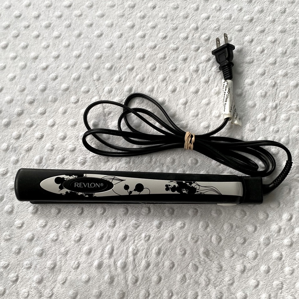 Revlon Hair Straightener